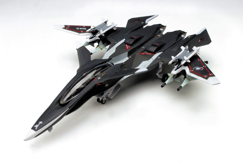 SSY-12 プラッツ 1/144　FFR-41MR 戦闘妖精雪風 メイヴ 最終出撃形態